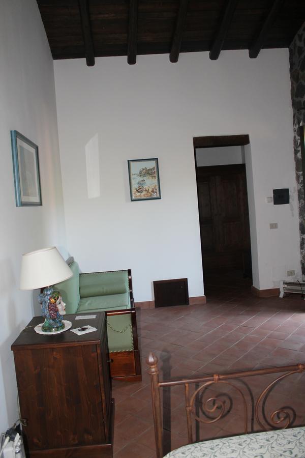 Le Cisterne Dell'Etna Hotel Calcerana-Marina Exterior photo